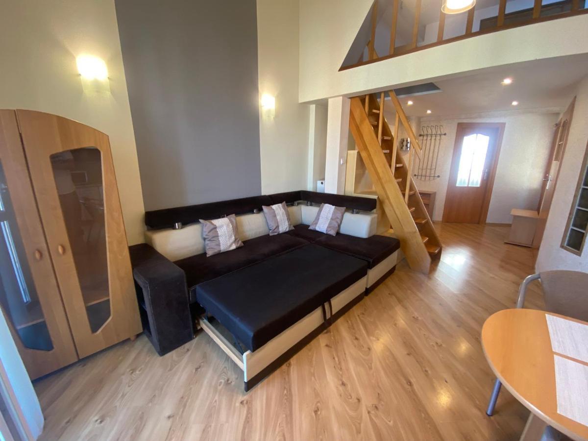 Apartament #Widokowa Apartman Rzeszów Kültér fotó