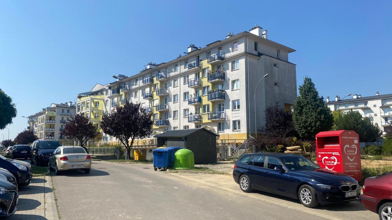 Apartament #Widokowa Apartman Rzeszów Kültér fotó